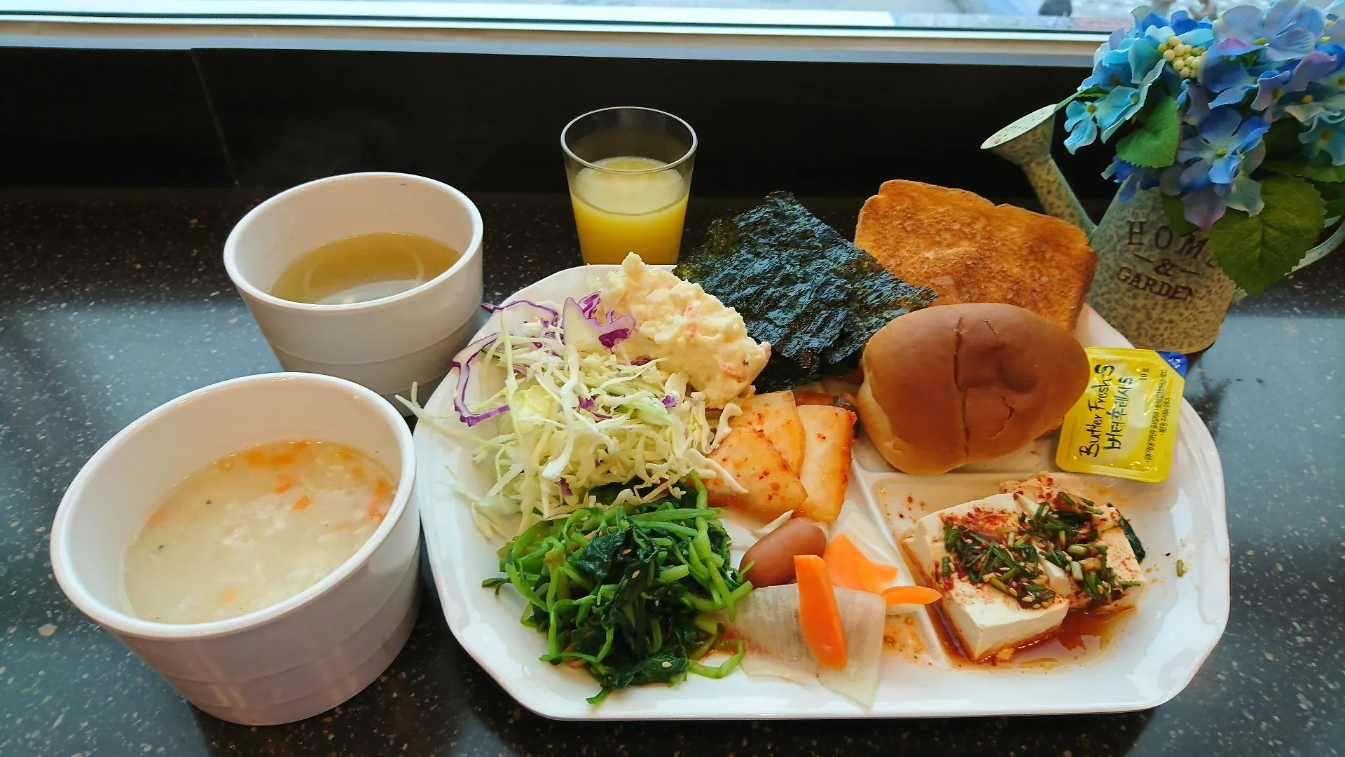 Toyoko Inn Nihombashi Bakurocho Tokió 3*,  Japán